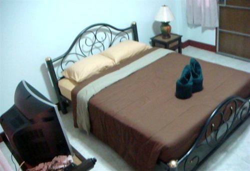 Junior House Hostel Чиангмай Екстериор снимка
