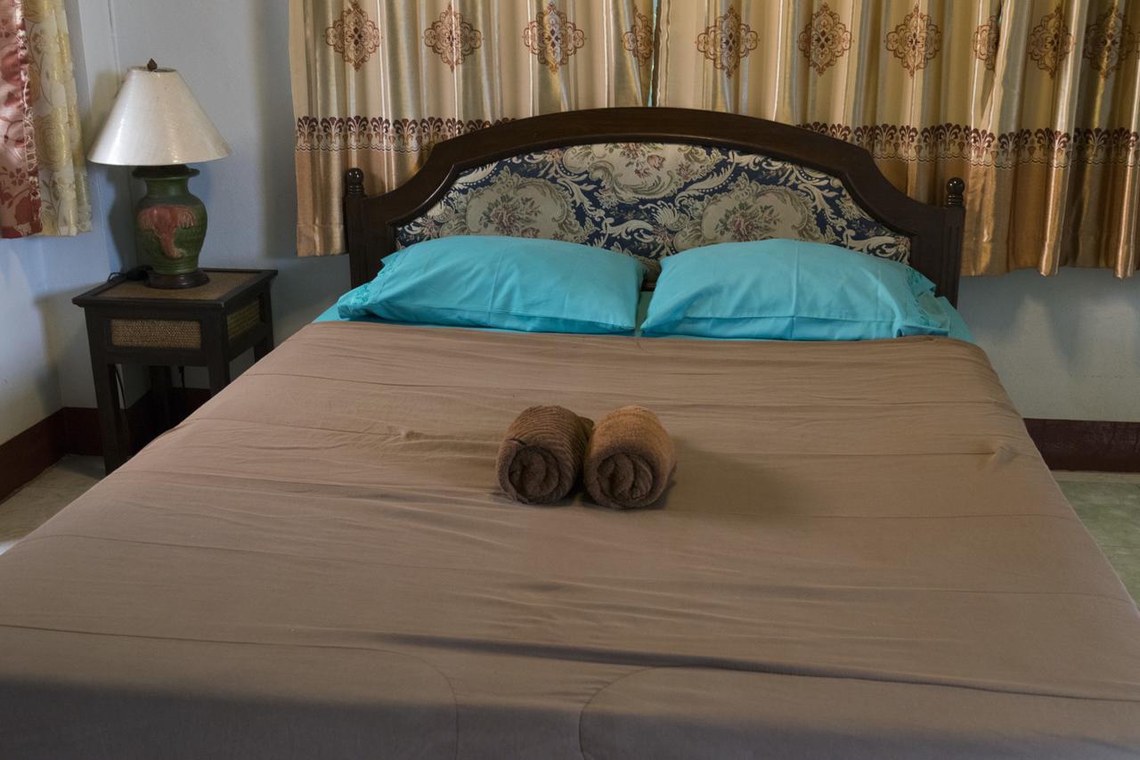 Junior House Hostel Чиангмай Екстериор снимка